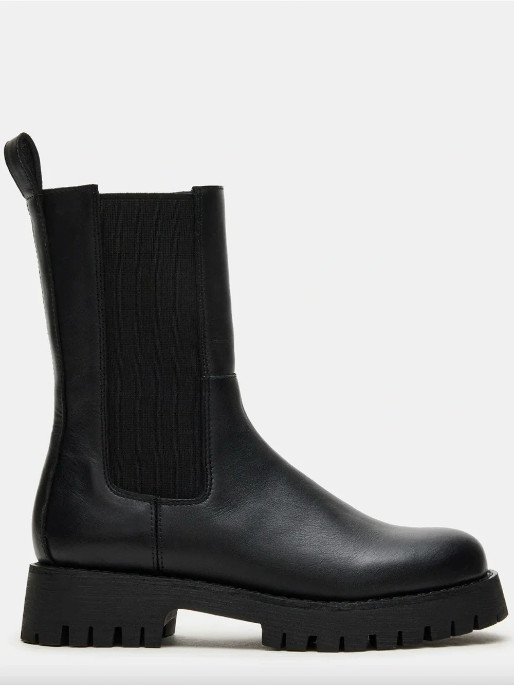 Lowa Women’s Black Lace-Up Lug Sole Boots